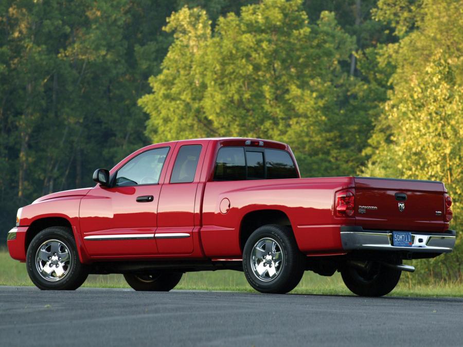  Dodge Dakota Club Cab 2004 года  (фото 8 из 9)